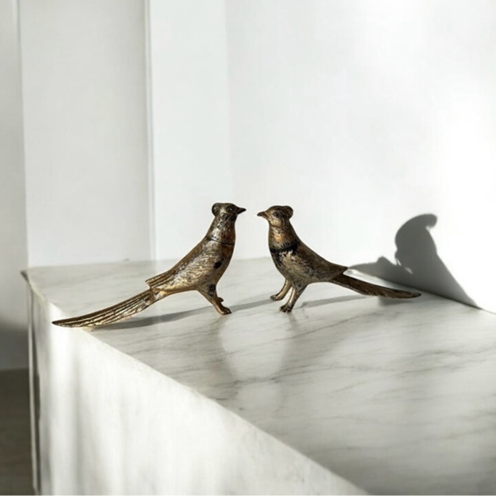 Elegant Gold Bird Figurines salt pepper shakers